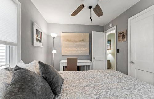 Peaceful Pastel - Cheerful Cottage Close to Pere Marquette and Muskegon Lake - Pet Friendly - Foto 12