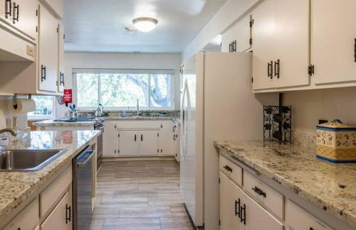 Yosemite Mountain Top Retreat Hilltop Manor Pool Spa - Foto 21