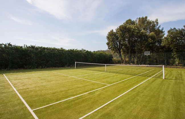 Chateau in Lorgues With Pool & Vineyard Views - Foto 21