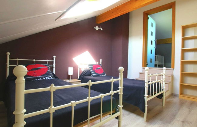 Classy Holiday Home in Martilly with Hot Tub - Photo 8