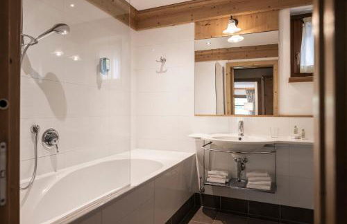 Post Alpina - Family Mountain Chalets - Foto 63