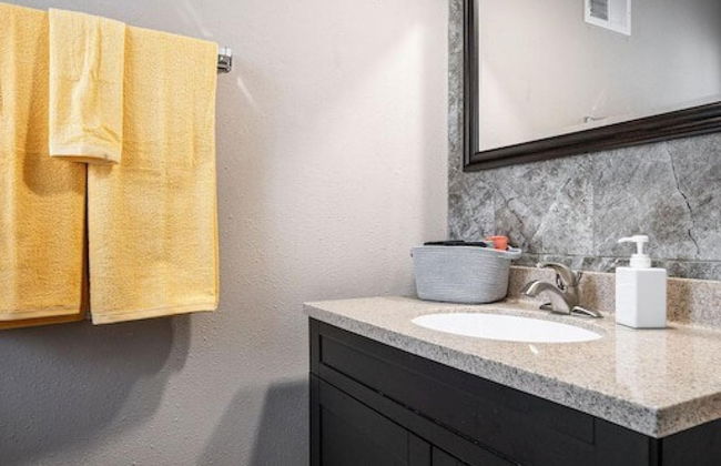 Brew City Game Room Fenced Yard Sleeps 13 - Foto 53