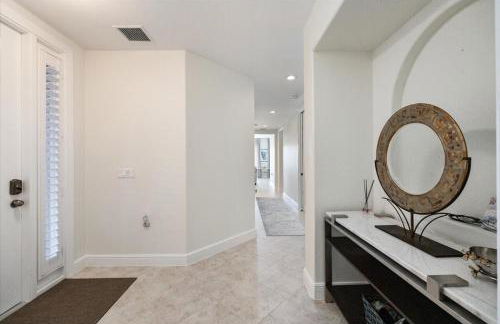 Gorgeous 2bdrm 2bath 2 King Beds, Sauna, Pool Spa - Photo 7