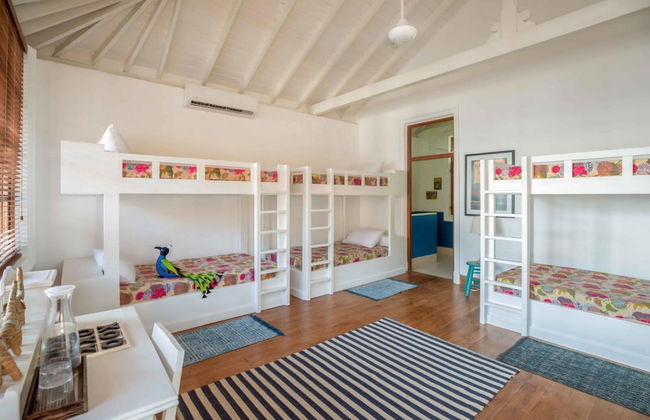 Family Beach Villa Located On An Incredible Beach - Photo 20