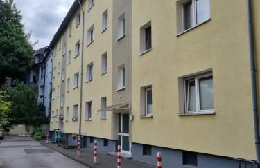 Feeling Home - Moderne 3-Zimmer Ferienwohnung am Uniklinikum, Nähe Messe und Rüttenscheid, "mit Parkplatz" - Foto 23