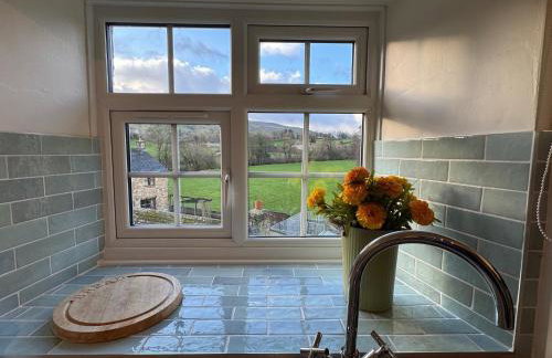 Wonderfully Scenic and Comfortable Dales Mill Property - Photo 13