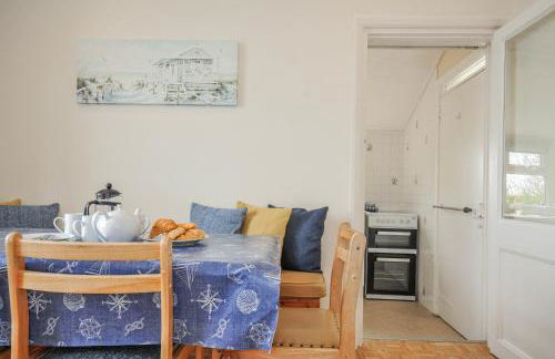 Hillcroft Bungalow - Photo 10