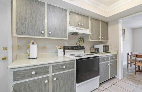 Sunny Cottage with lanai and garage, only 4 miles from Siesta Key - Foto 74