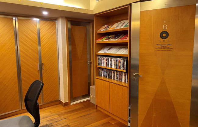 CHI Residences 314 - Photo 3