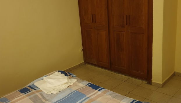 Makepe St Tropez Apartments - Orange Cam - Foto 4, Habitación