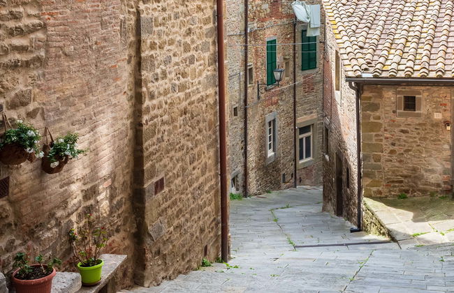 Cortona Private Tour - Photo 2