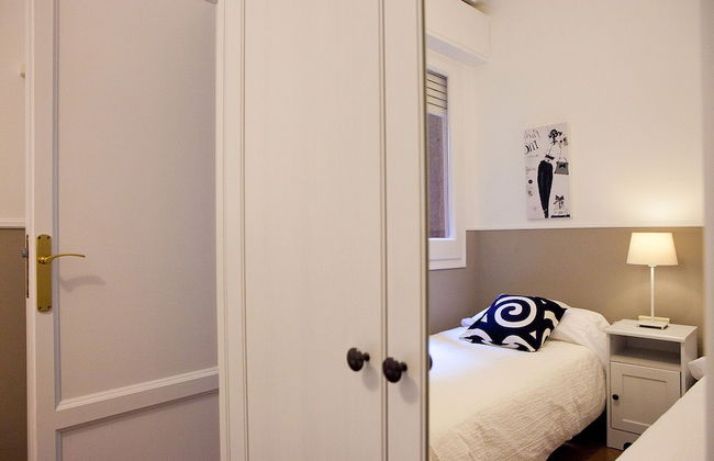 Cute & Spacious Eixample Apartment - Photo 11