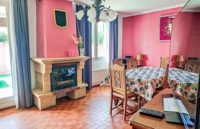 3 bedroom House in Solliès-Pont with private pool and garden - Photo 17