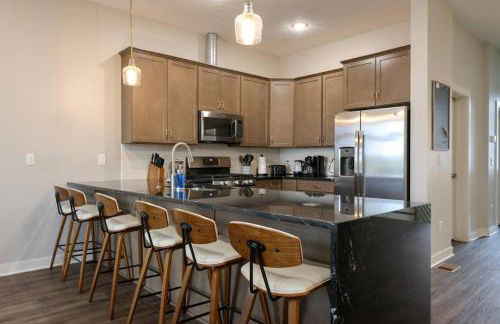 Luxury 3-Bedroom Townhome - Spectacular Views - Foto 47