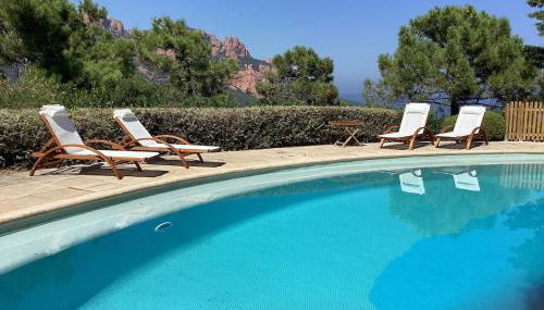 Appartement à Anthéor avec vaste piscine, vue mer et montagne - Foto 5