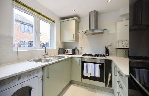 Poplar Garden Townhouse - Foto 14