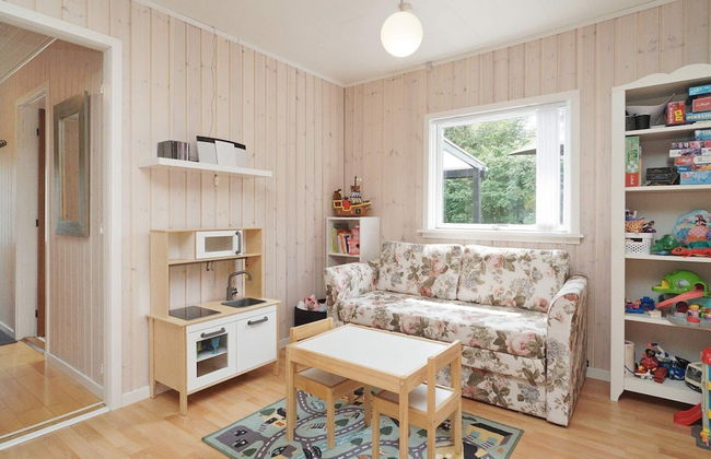 6 Person Holiday Home in Hojby - Photo 6