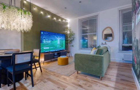 London Putney High St - hot tub, rooftop & cinema - Foto 10