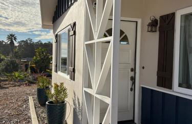 Seaside Garden Escape, A Stroll to the Beach! - Foto 29