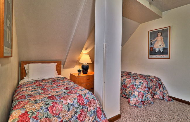 Mountain Green Resort By Killington VR - 3 Bedrooms - Photo 20