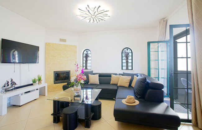 3 bedroom House in Albufeira with swimming pool and terrace - Photo 8