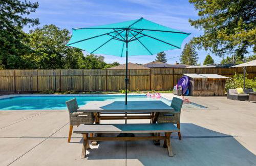 Happy House Getaway - Pool, Hot Tub & Wine Country - Foto 53