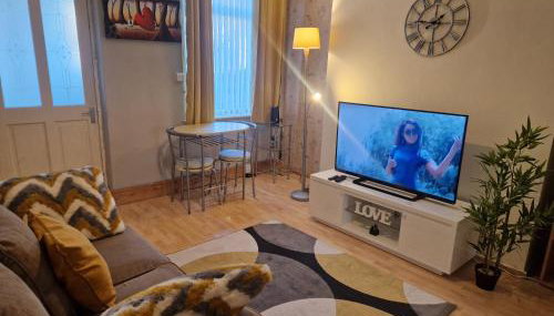 House - Sleeps 4 - Garden - Parking - Foto 5