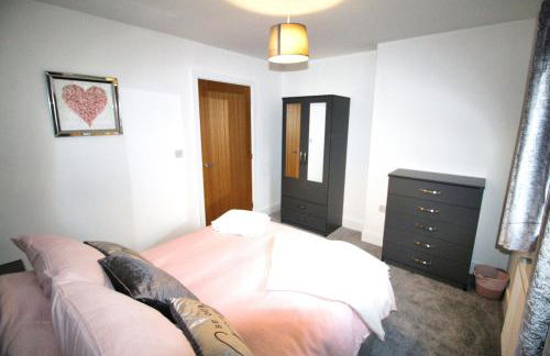 2 Bed Bungalow - Parking - New Build - High End Furnishings - Wheel Chair Accessible - Large Enclosed Garden - Dog Friendly - Foto 17