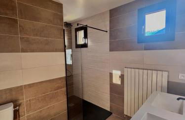 Le Hourmigué maison 130m2 avec jacuzzi à 15mn de Luchon - Foto 15