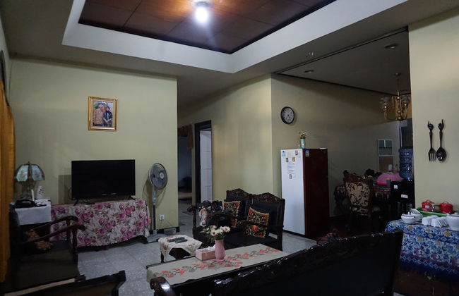 Kanti Kinasih Homestay by The Grand Java - Photo 9