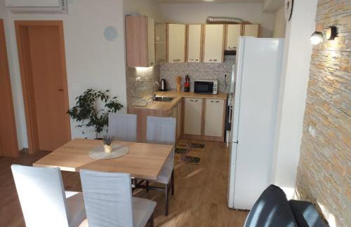 Apartmani Petra - Photo 11