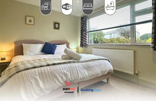 2 BDR Ground Floor Flat By Guest Nest Management - East Preston - 2 Min Walk To Beach - Foto 1