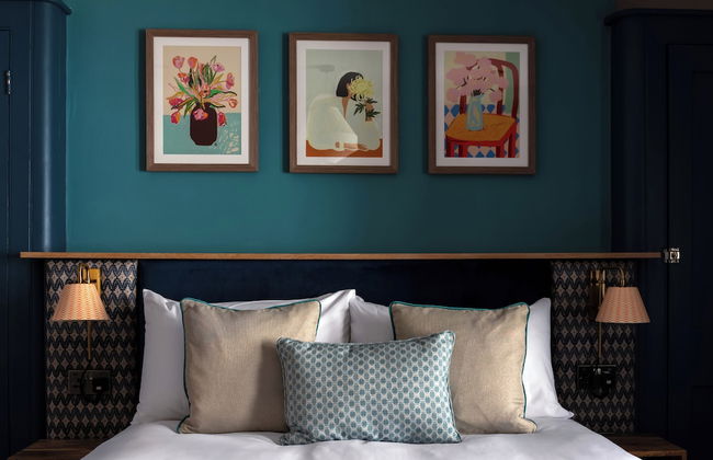 Round House Apartments - Photo 8