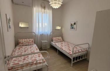 Appartamento Demetrio 50m mare & shopping - Foto 2