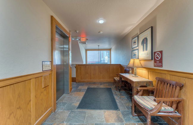 Village Studio by Avantstay Minutes to Lifts - Photo 1