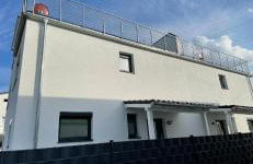 Neu gebautes komplettes Reihenhaus - Foto 5