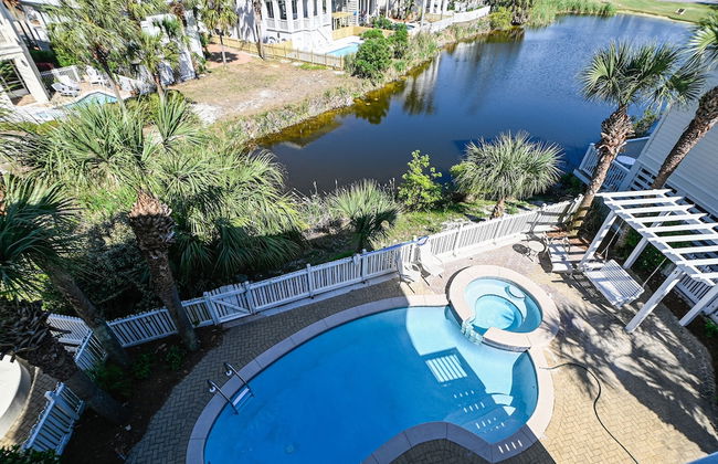 Paradise Pointe - Gorgeous 4 BR home with pool by RedAwning - Foto 50