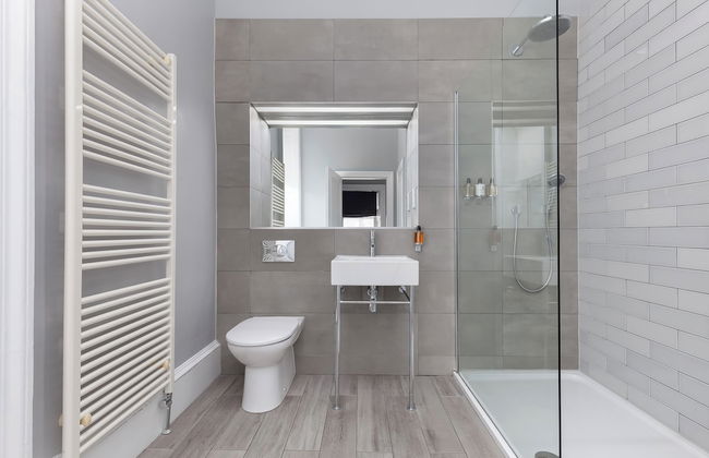 Destiny Scotland - Distillers House - Foto 70