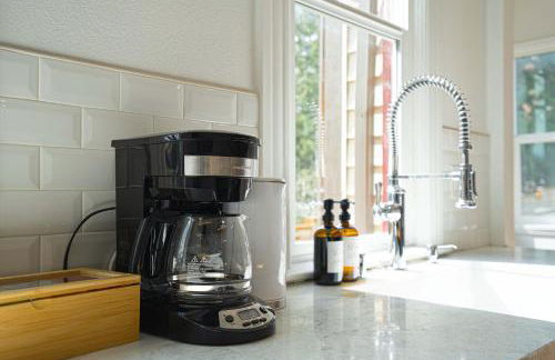 Northwest Retreat with Cedar Hot Tub - Foto 27