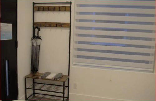 Dimond Abode Vacation Rental, Oakland California Dimond District - Photo 35