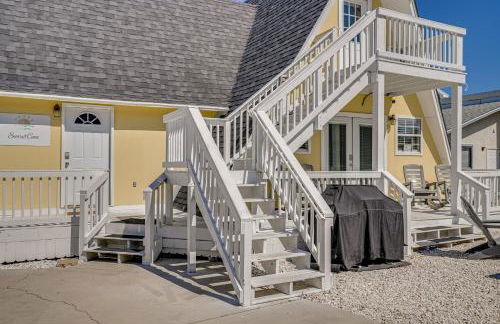 Cozy 3BRand3BA • Sleeps 9 • 0 3 Mi to Beach • PCB - Foto 12
