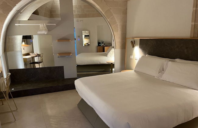 Euvodia Luxury Rooms - Photo 33