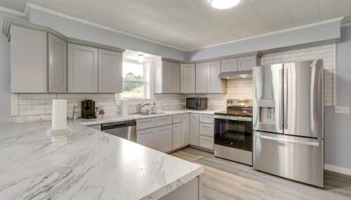 Hike, Fish and Boat Secluded Mountain View Home - Foto 5