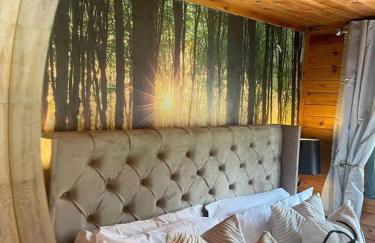 Otter 1 - Private Hot Tub - Bali Inspired Lodge - Bath - Longleat - Wiltshire - Photo 30