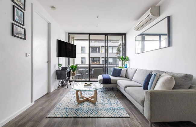 Beautiful 2BR APT With Balcony, Pool and Gym - Foto 12