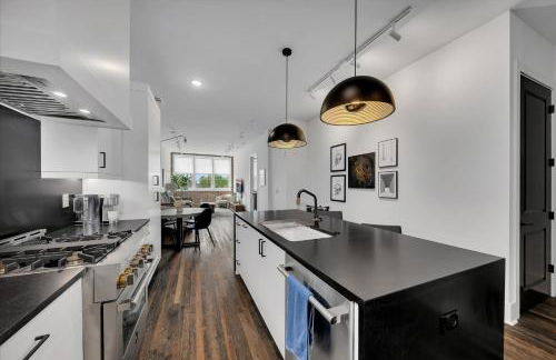 204- Modern retreat w elevator & BBQ - Foto 32