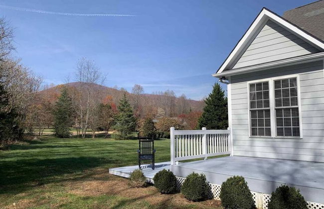 Stoney Creek Cottage Wintergreen w EV Charger - Foto 44