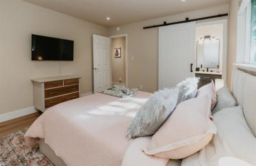 Spacious Cozy and Renovated Mountain Retreat - Foto 36