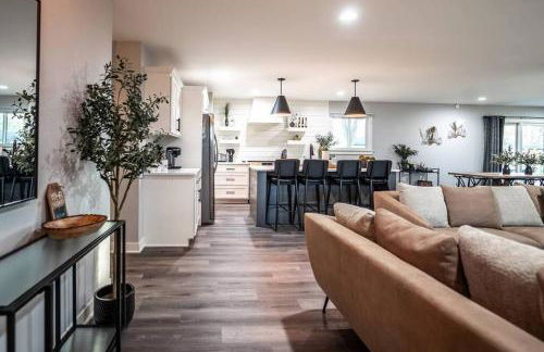 OliveBranch-LuxeDesigner Home-Spa-Firepit-GameZone - Foto 11