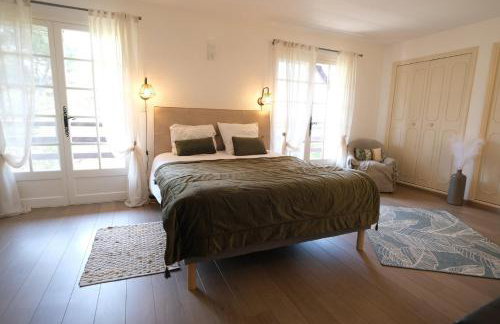 Slpendid villa with heated pool and Jacuzzi for 12 people in Saint-chamas - Foto 32